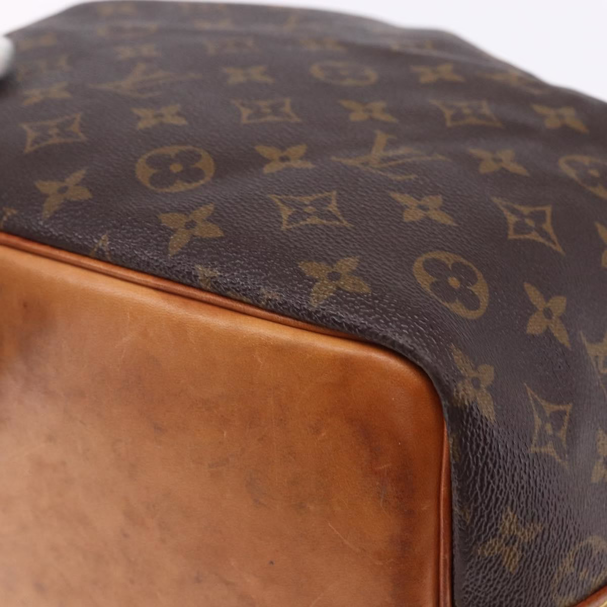 Louis Vuitton Petit Noé - Image 12