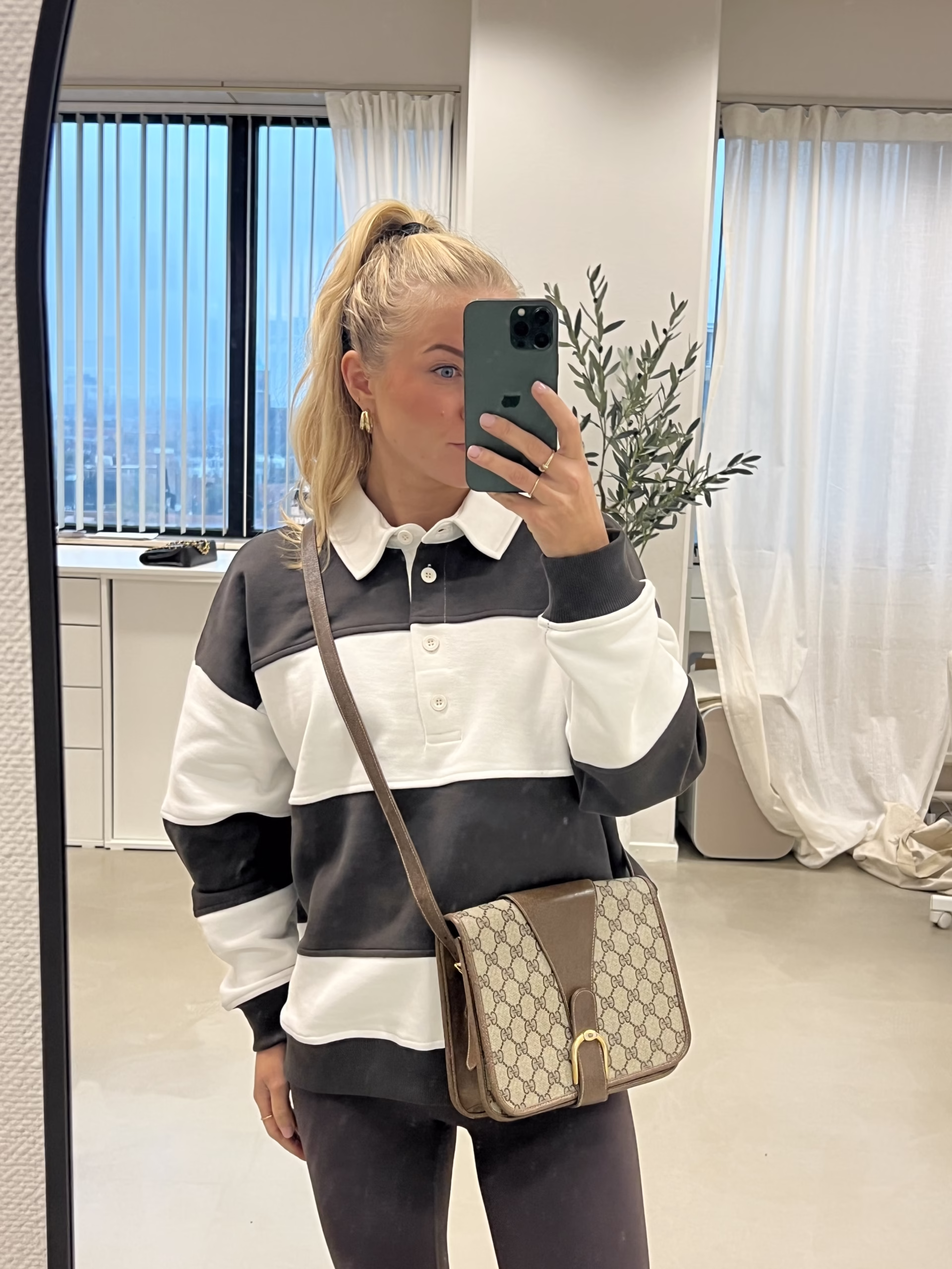 Gucci PVC Crossbody Flap Bag - Image 2