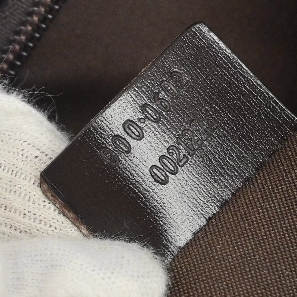 Gucci GG Shoulder Bag Suede Brown - Image 12