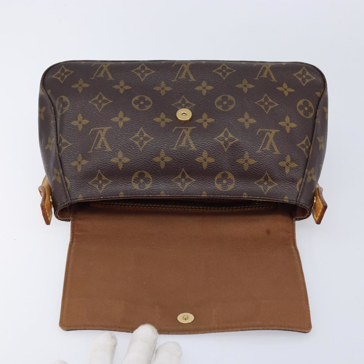 Louis Vuitton Looping PM - Image 10