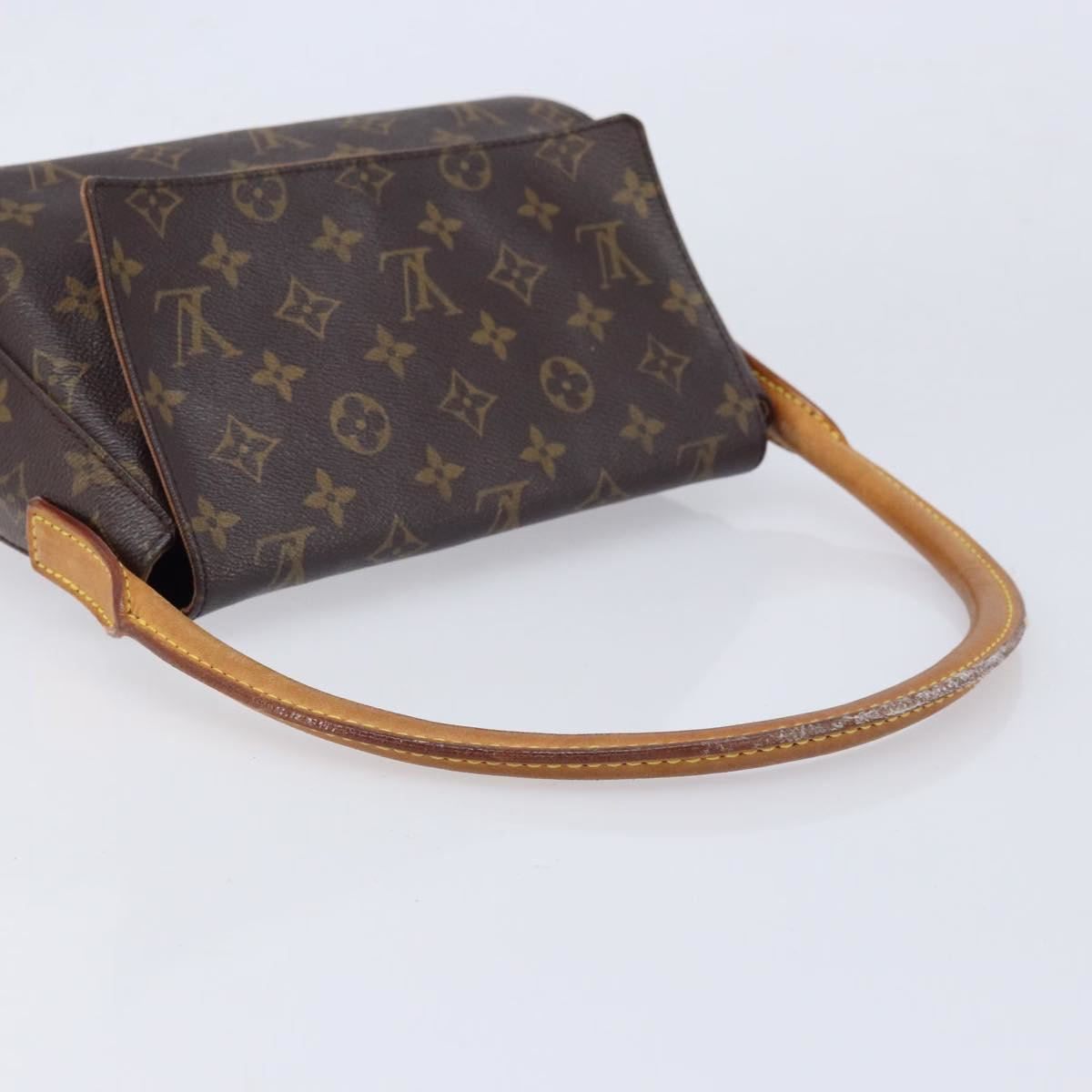 Louis Vuitton Looping PM - Image 7