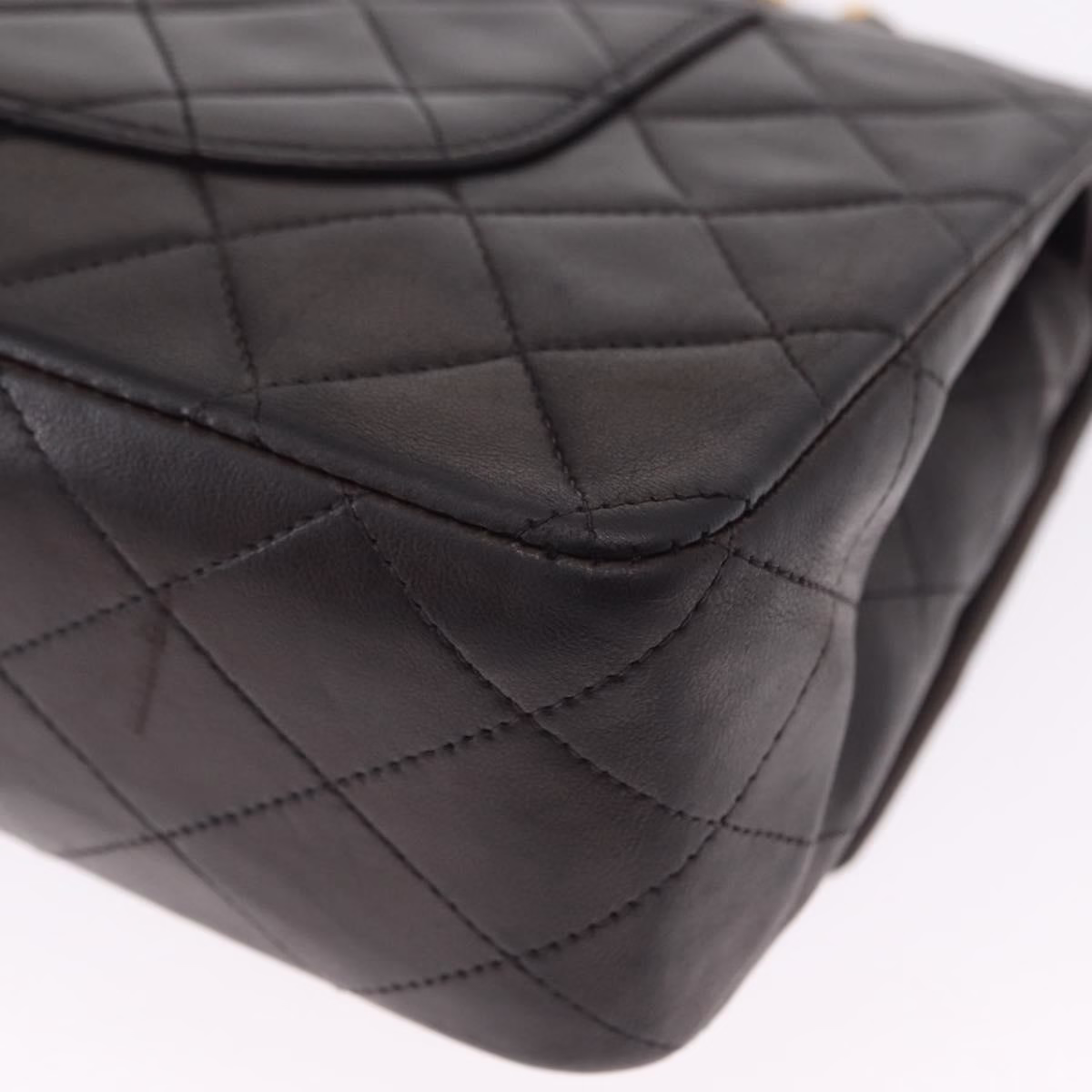 Chanel Double Flap Bag Medium Black - Image 16