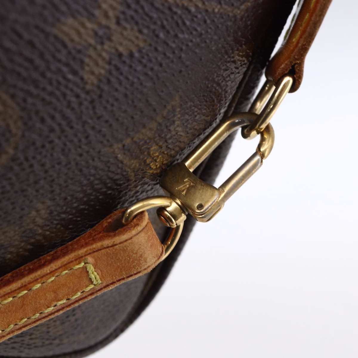 Louis Vuitton Pochette Crossbody - Image 11