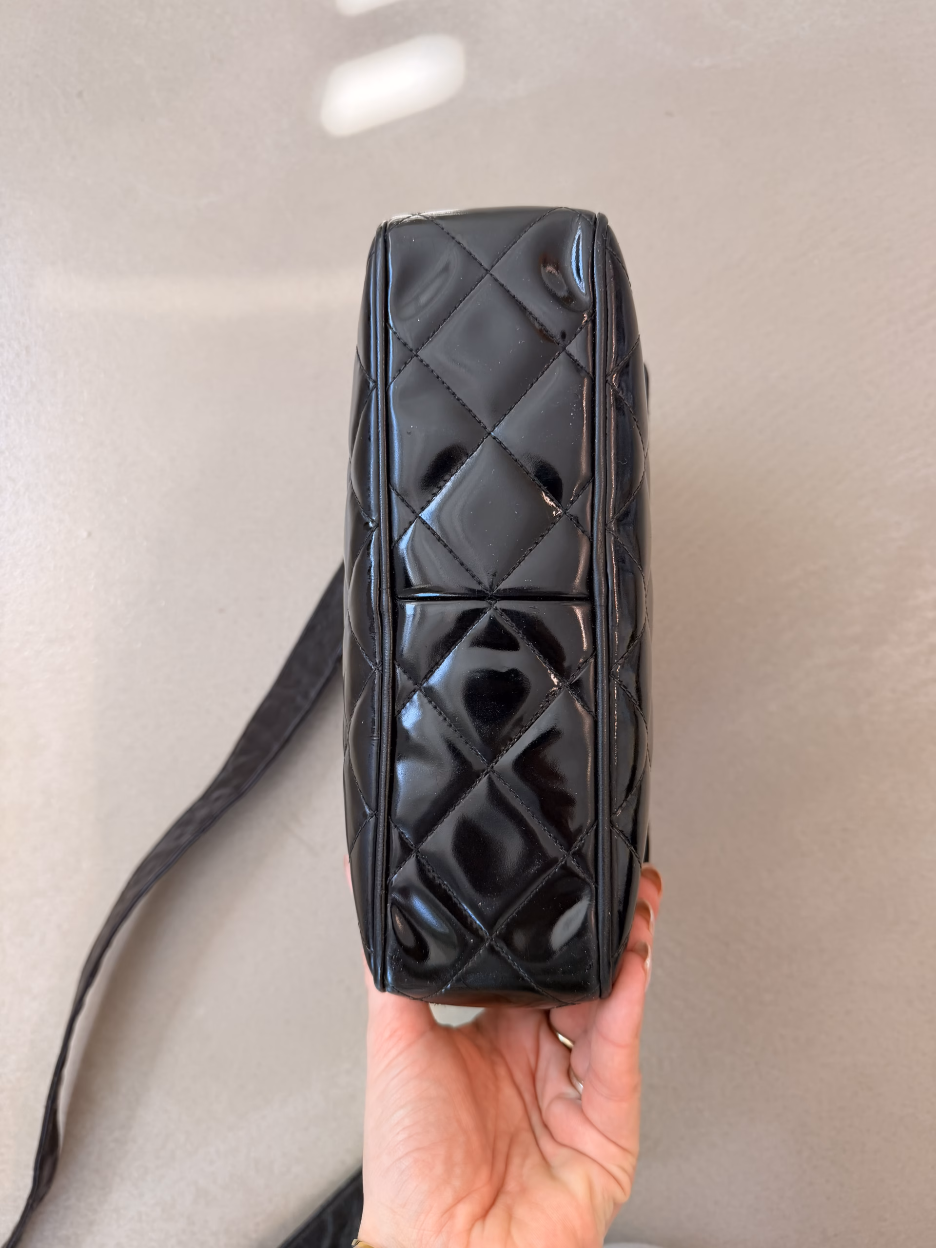 Chanel Matelasse Shoulder Bag Patent - Image 10