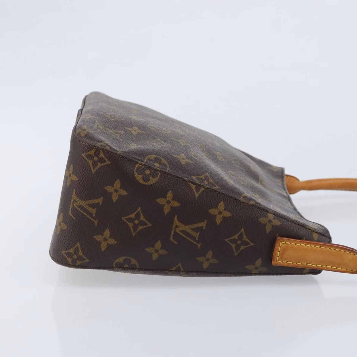 Louis Vuitton Looping MM - Image 11