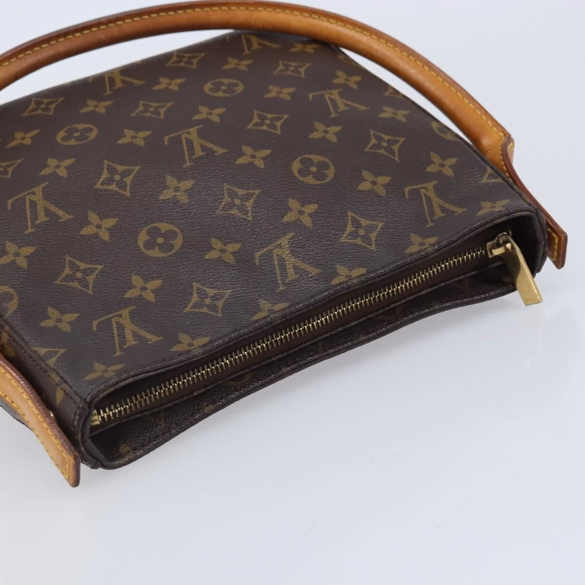 Louis Vuitton Looping MM - Image 9