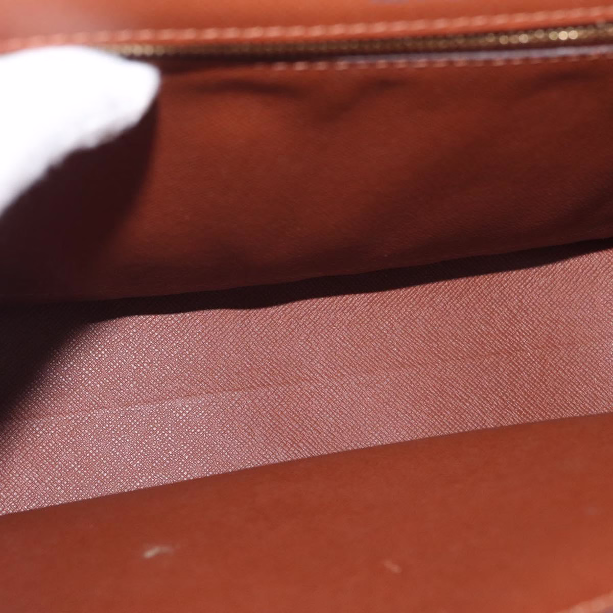 Louis Vuitton Monceau 28 - Image 15