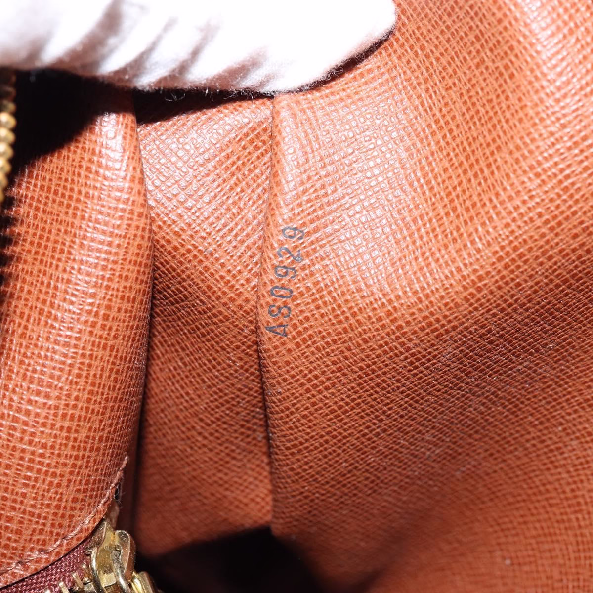 Louis Vuitton Boulogne - Image 11