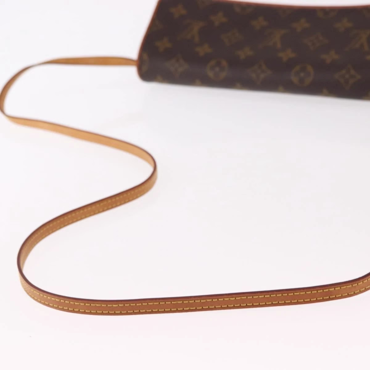 Louis Vuitton Twin Pochette GM - Image 7