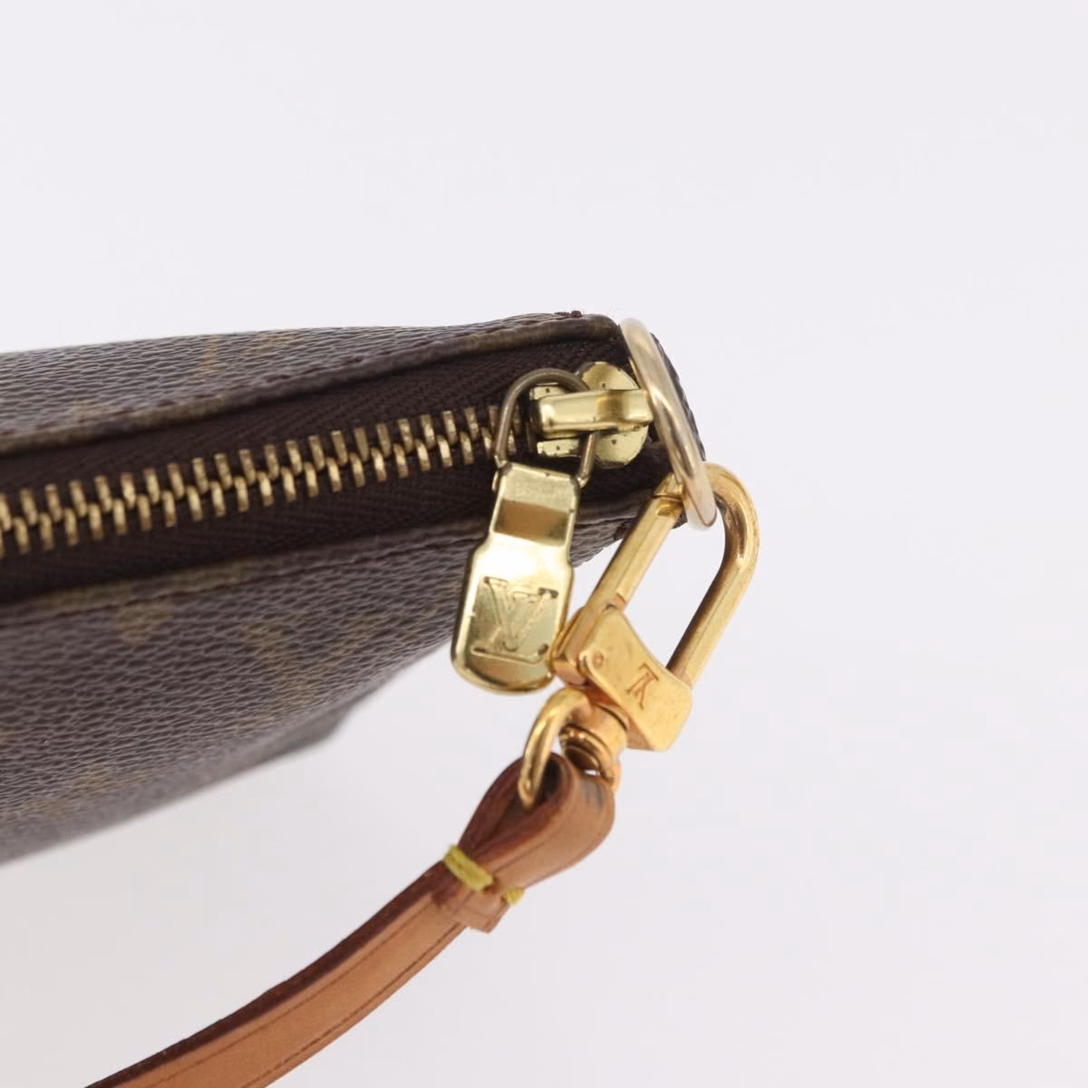 Louis Vuitton Pochette - Image 11