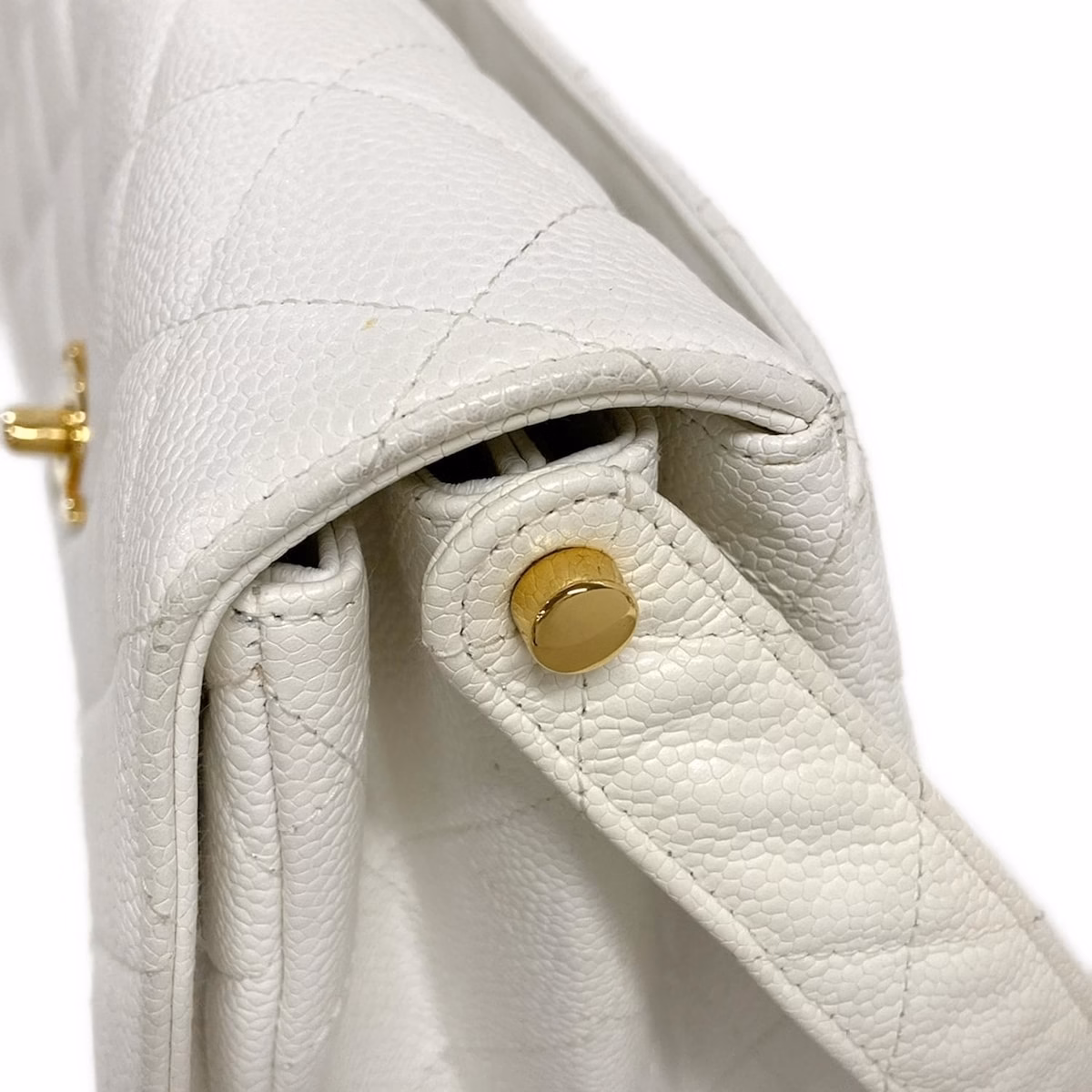 Chanel Caviar Shoulder Bag - Image 12