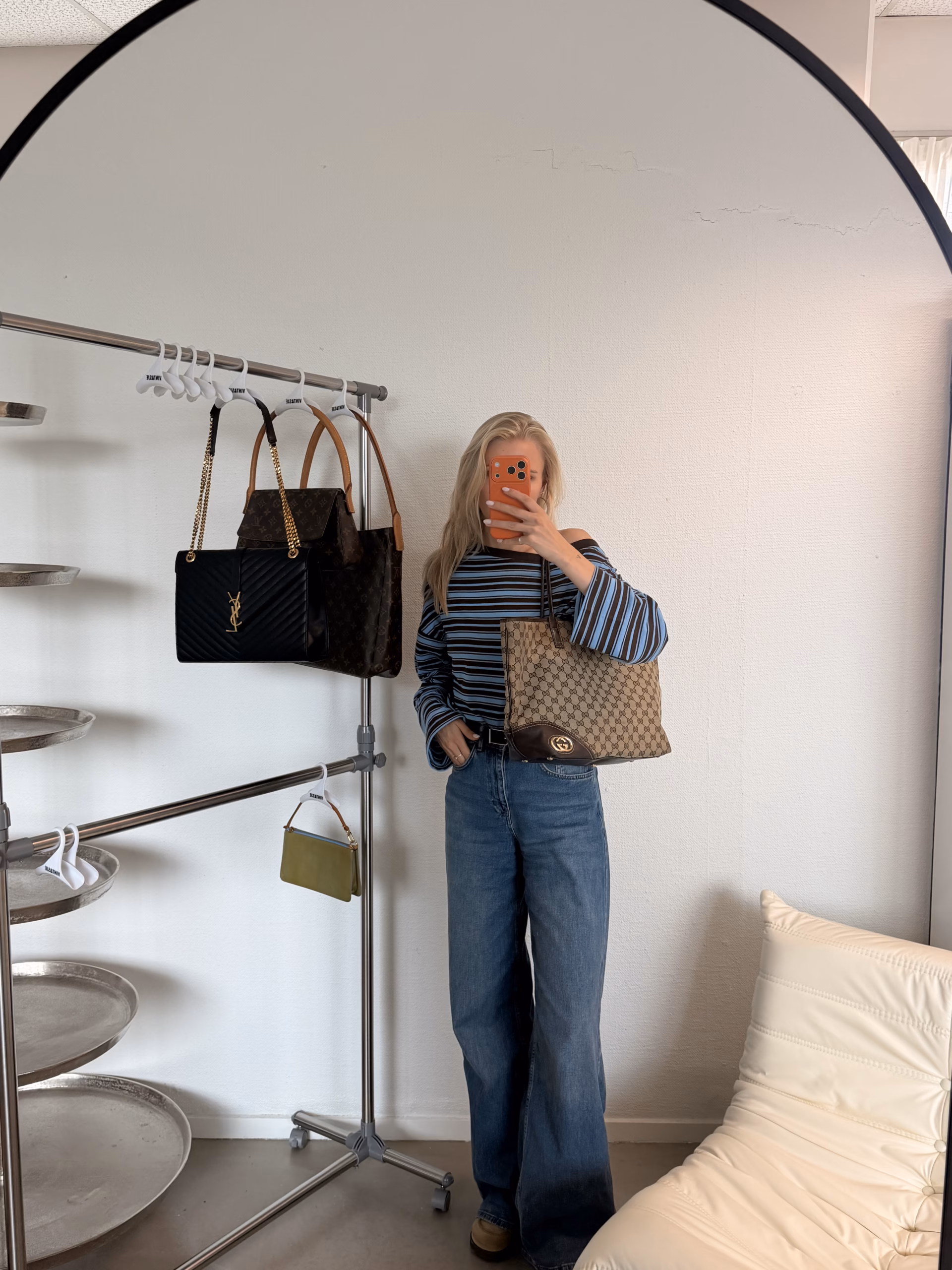 Gucci Canvas Tote Bag - Image 2