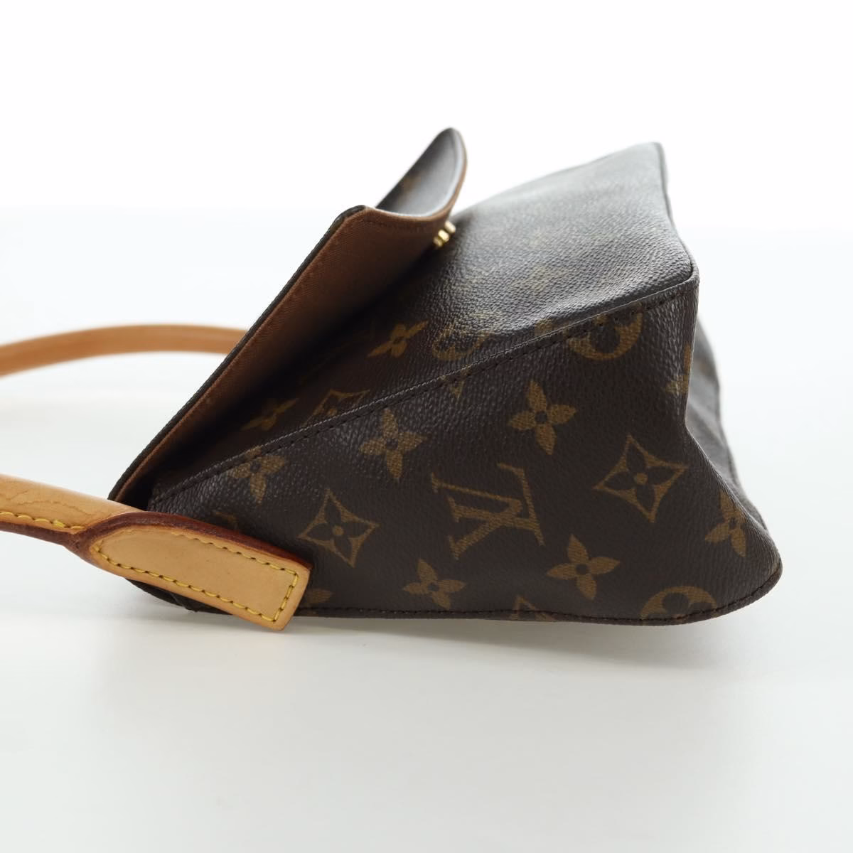 Louis Vuitton Looping PM - Image 8
