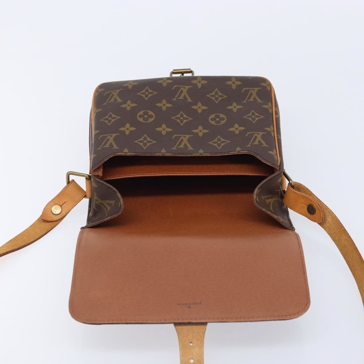 Louis Vuitton Cartouchière MM - Image 13