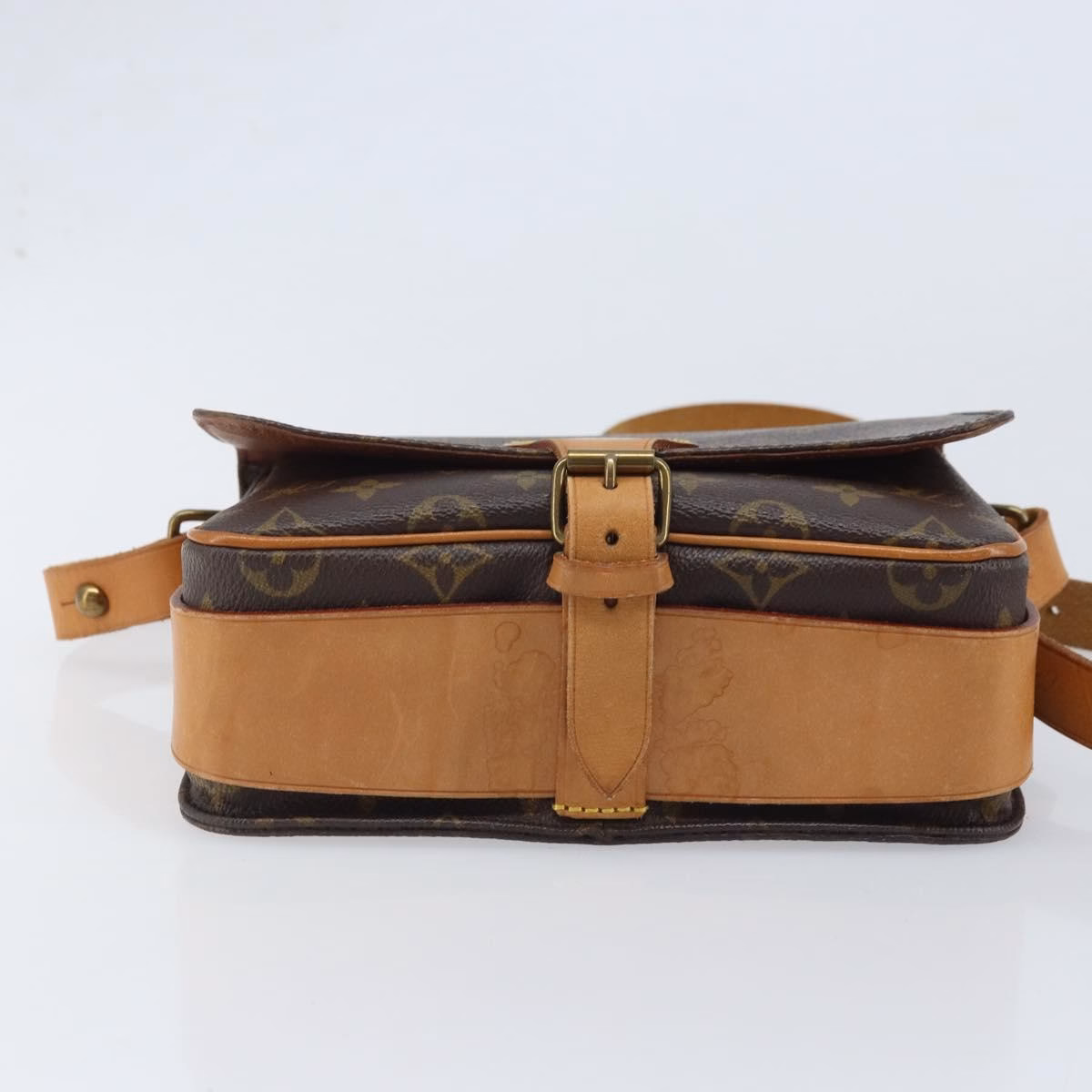 Louis Vuitton Cartouchière MM - Image 10
