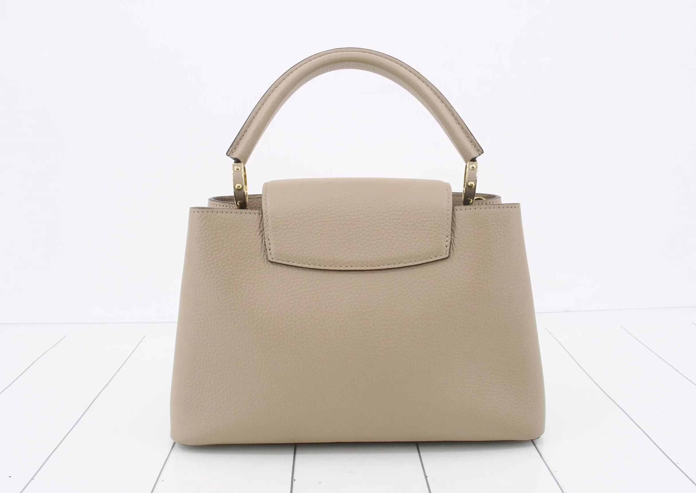 Louis Vuitton Capucines MM - Image 3