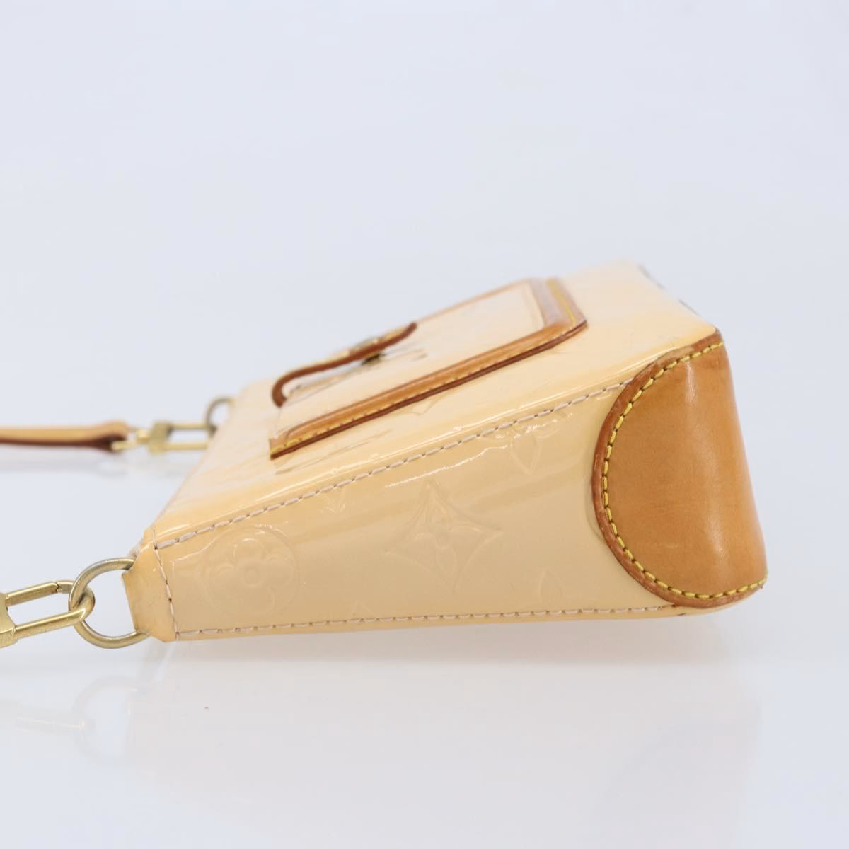 Louis Vuitton Vernis Mallory Crossbody - Image 6