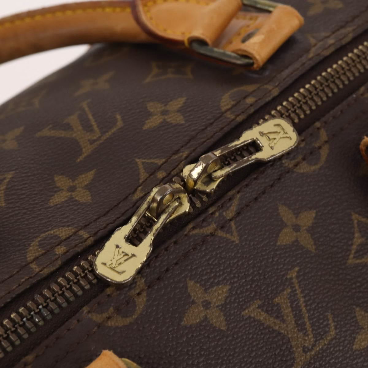 Louis Vuitton Keepall 55 - Image 15