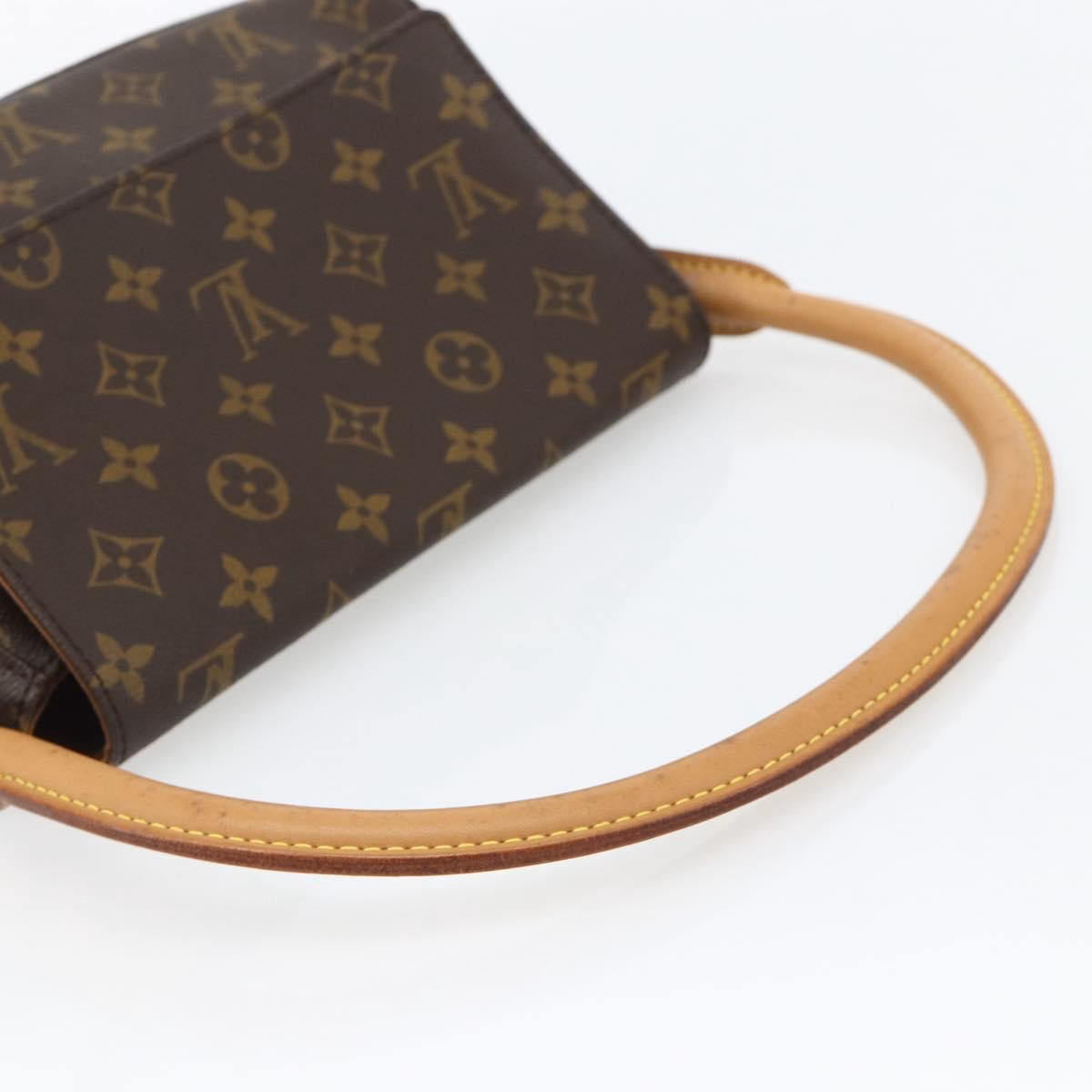 Louis Vuitton Looping PM - Image 10