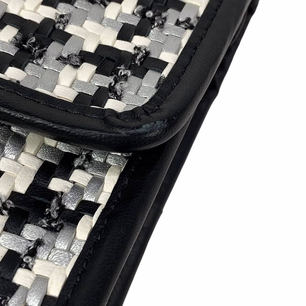 Chanel Single Flap Bag Leather Tweed - Image 17