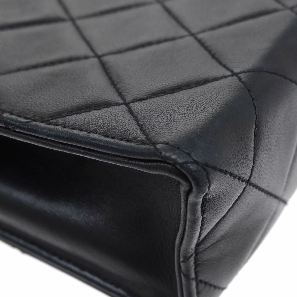 Chanel Single Flap Bag Square - Image 4