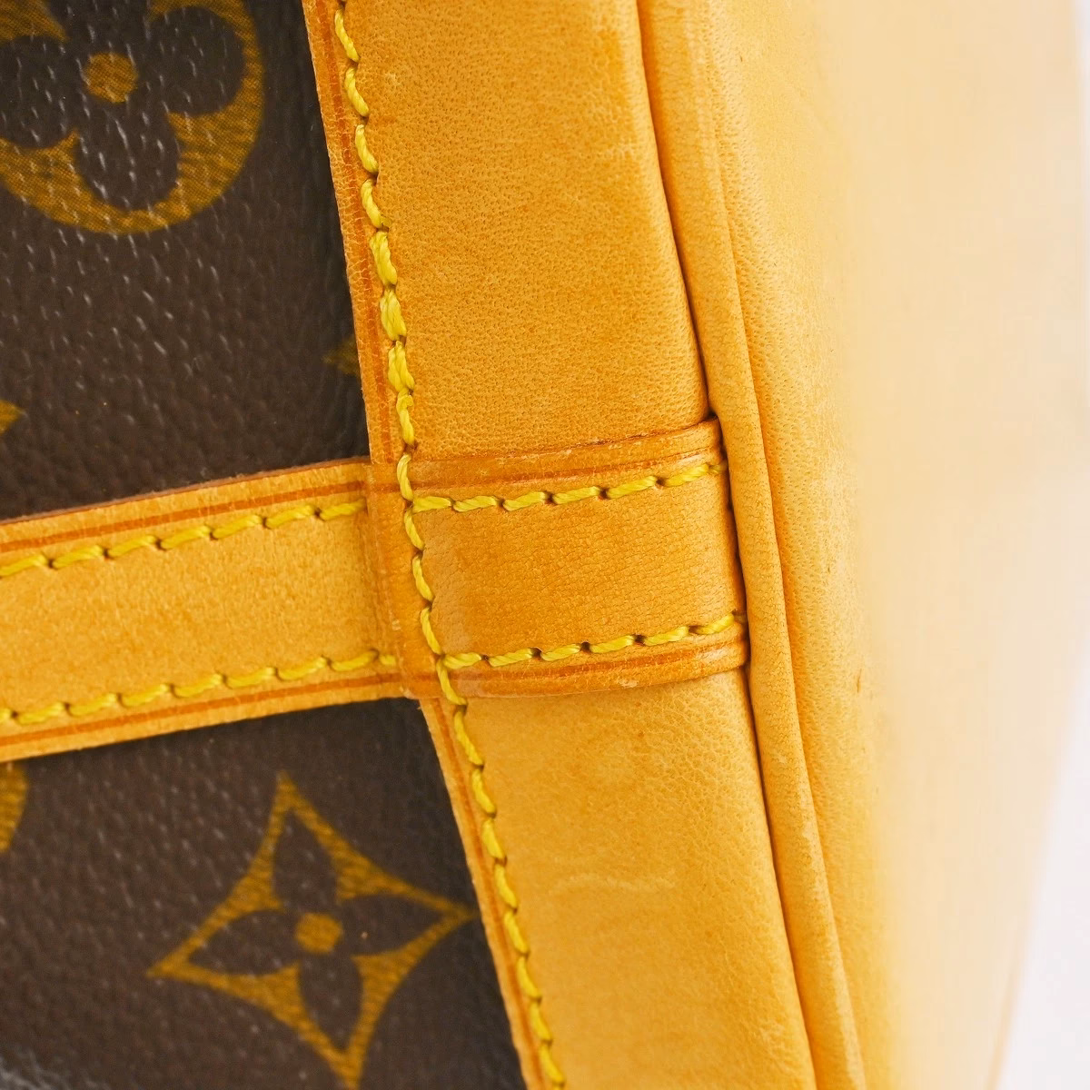 Louis Vuitton Noé Mini - Image 10
