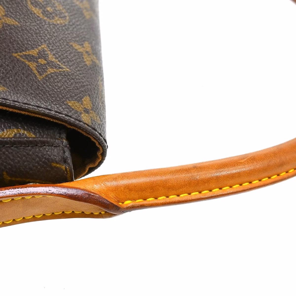 Louis Vuitton Looping PM - Image 9