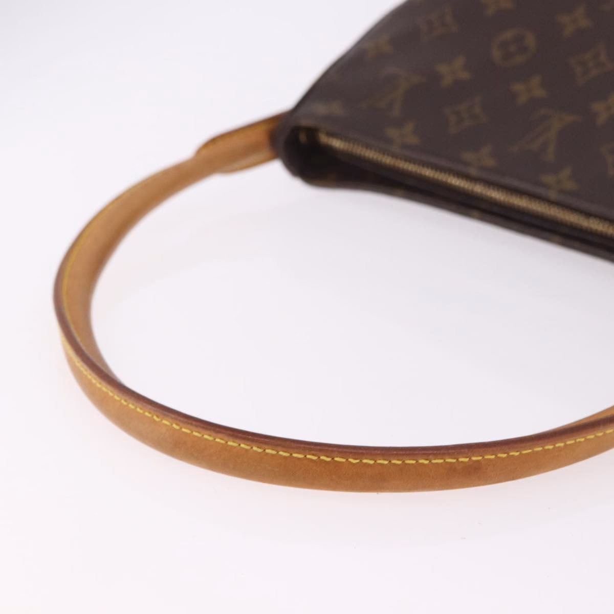 Louis Vuitton Looping MM - Image 7