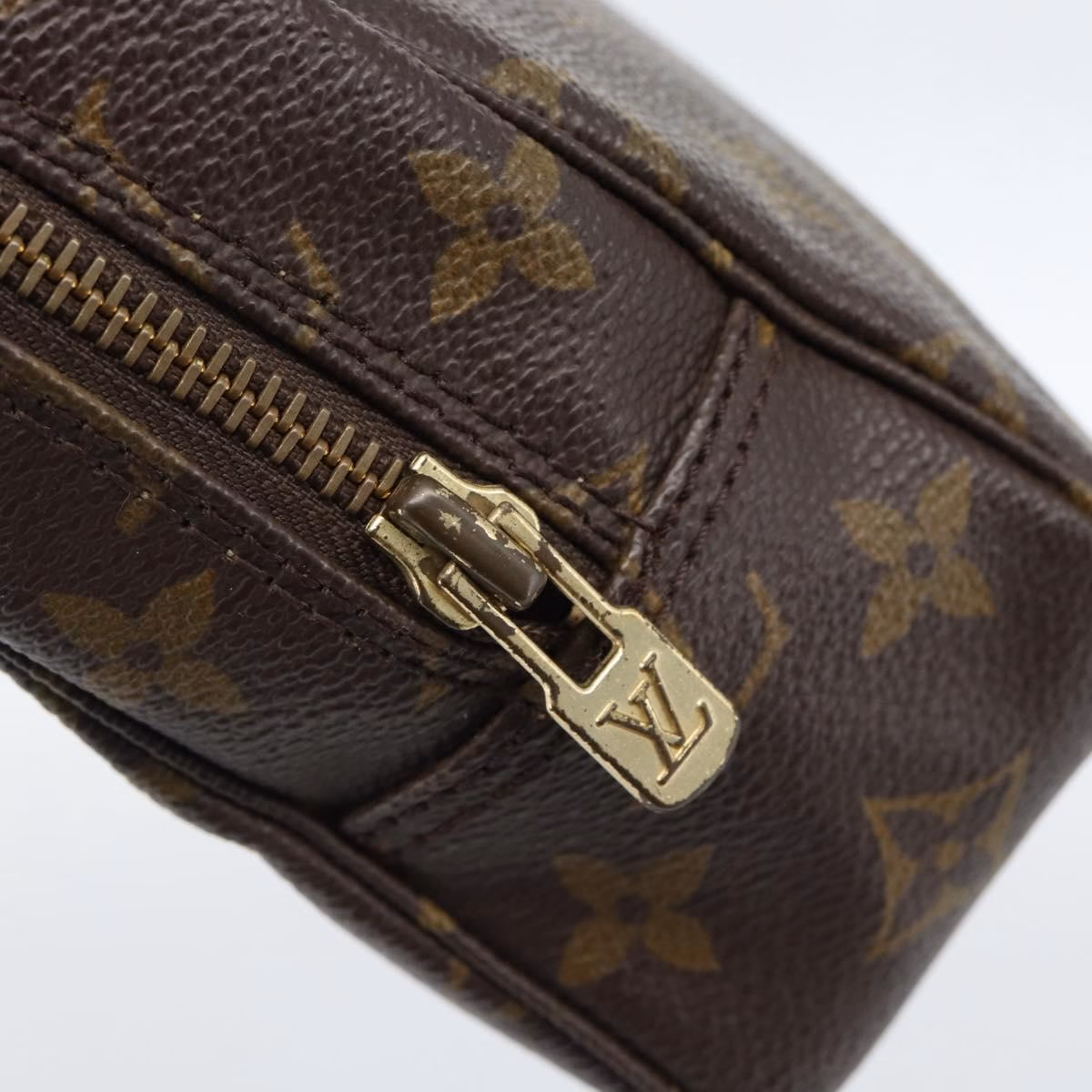 Louis Vuitton Toilette Pouch 23 - Image 6