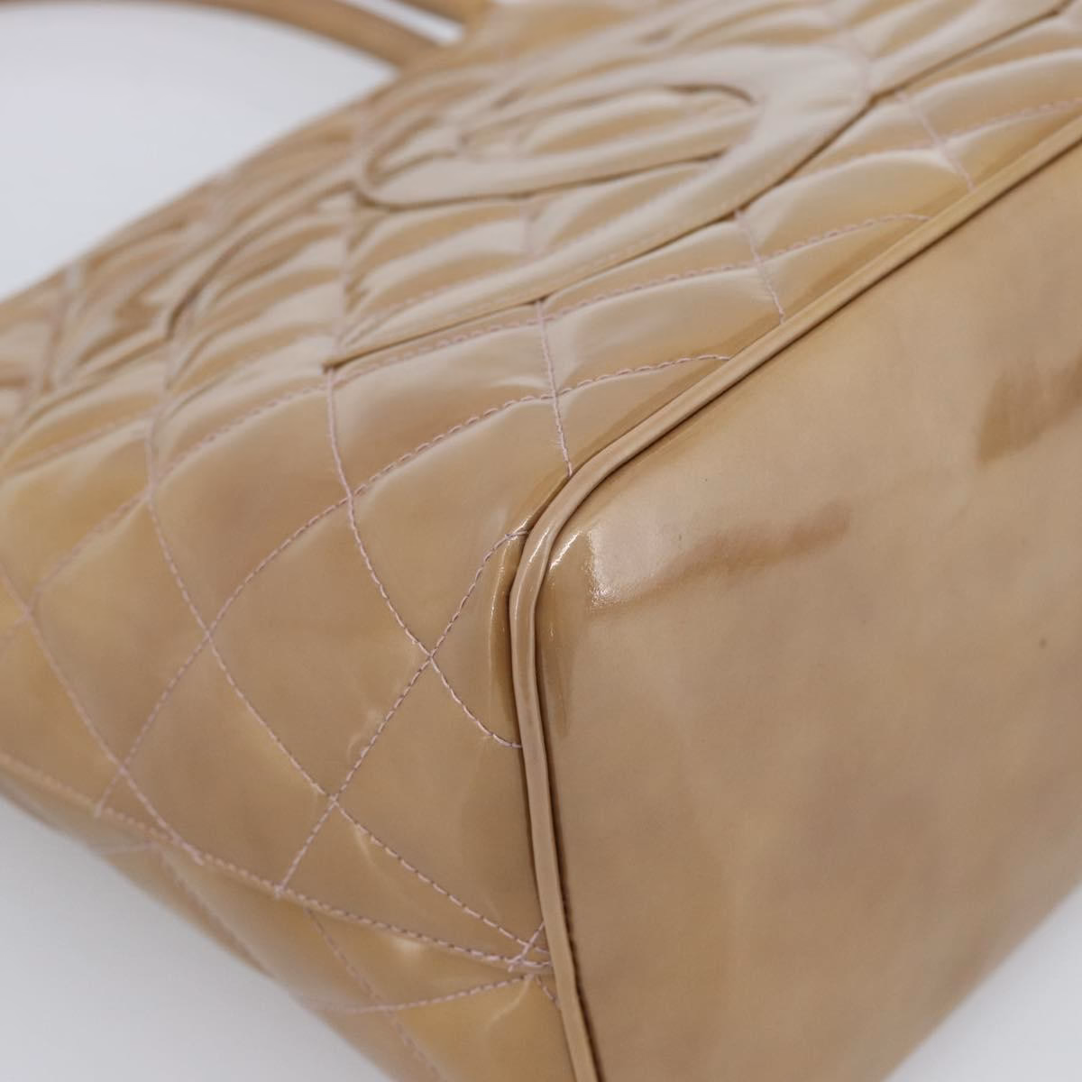 Chanel Patent Medallion Tote bag - Image 12