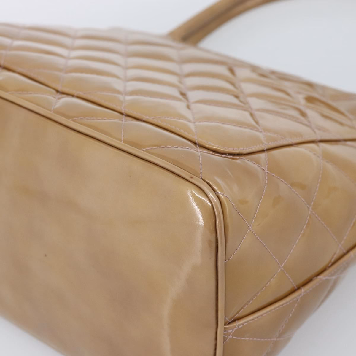Chanel Patent Medallion Tote bag - Image 13