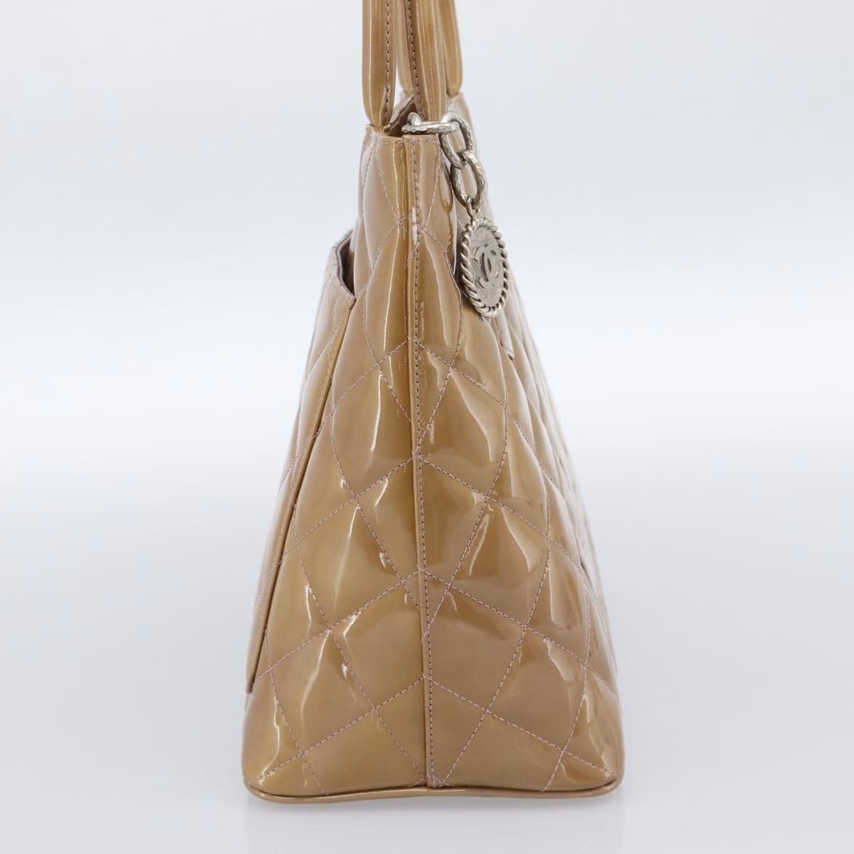 Chanel Patent Medallion Tote bag - Image 4