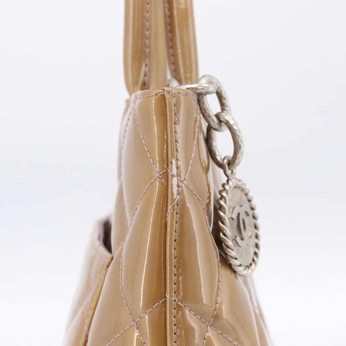 Chanel Patent Medallion Tote bag - Image 5