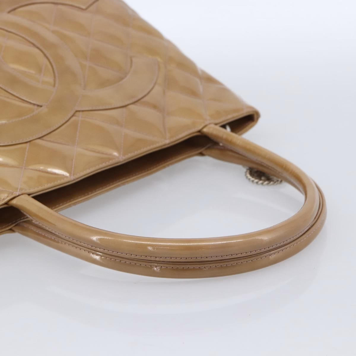 Chanel Patent Medallion Tote bag - Image 8