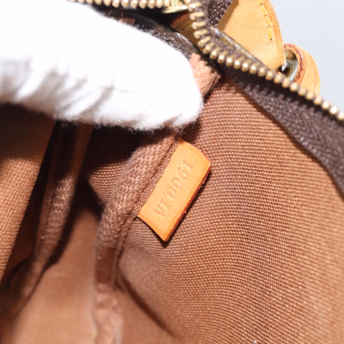 Louis Vuitton Pochette - Image 21