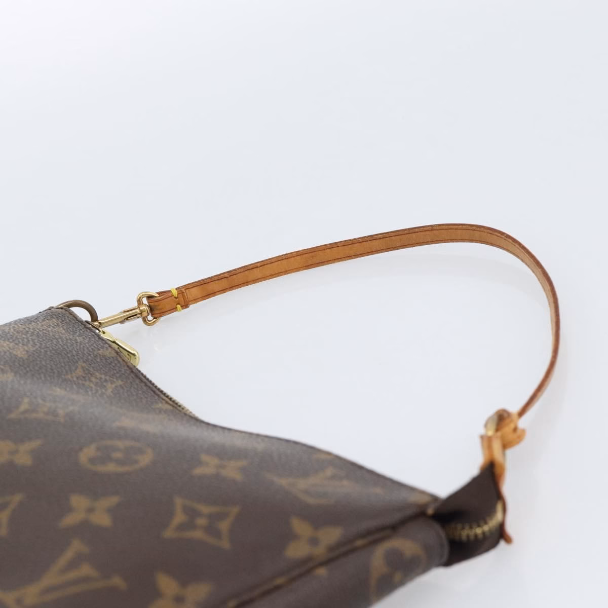 Louis Vuitton Pochette - Image 11