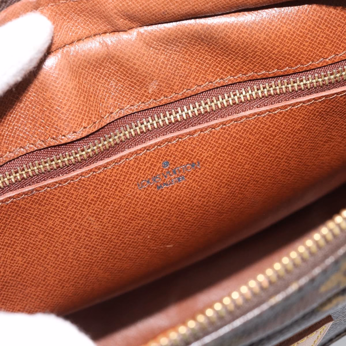 Louis Vuitton Jeune Fille GM - Image 17