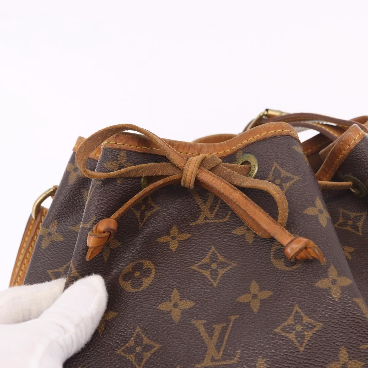 Louis Vuitton Petit Noé - Image 11