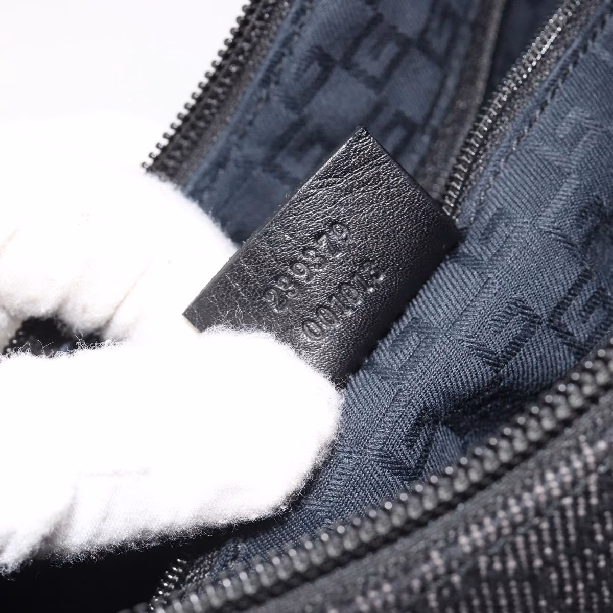 Gucci Hobo Shoulder Bag Black - Image 11