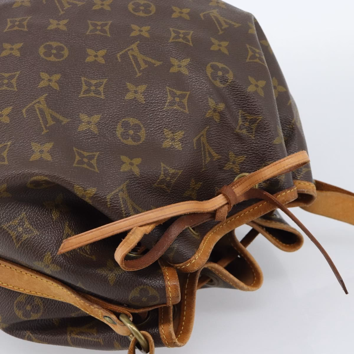 Louis Vuitton Petit Noé - Image 7