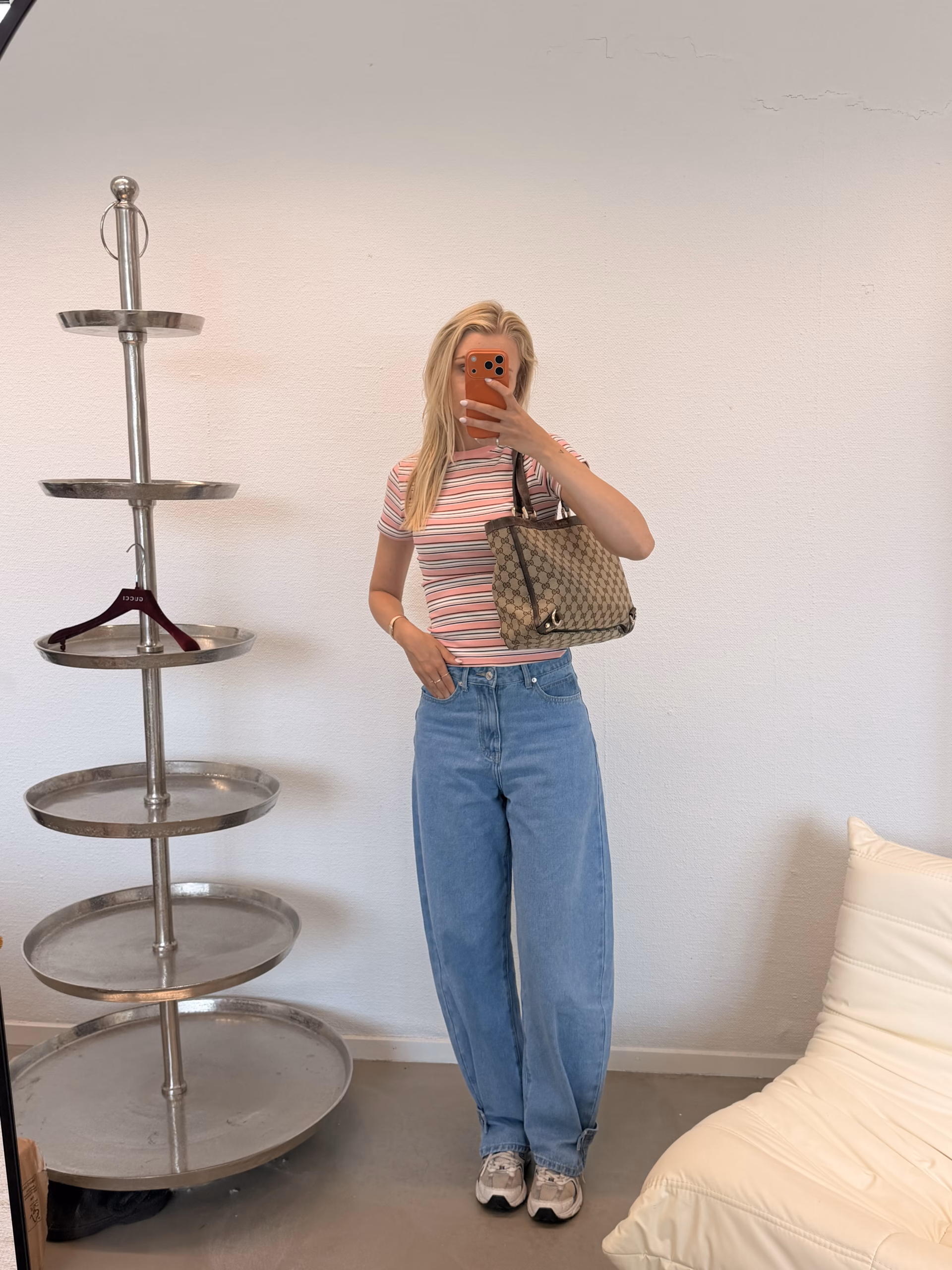 Gucci Abbey Shoulder Bag - Image 18