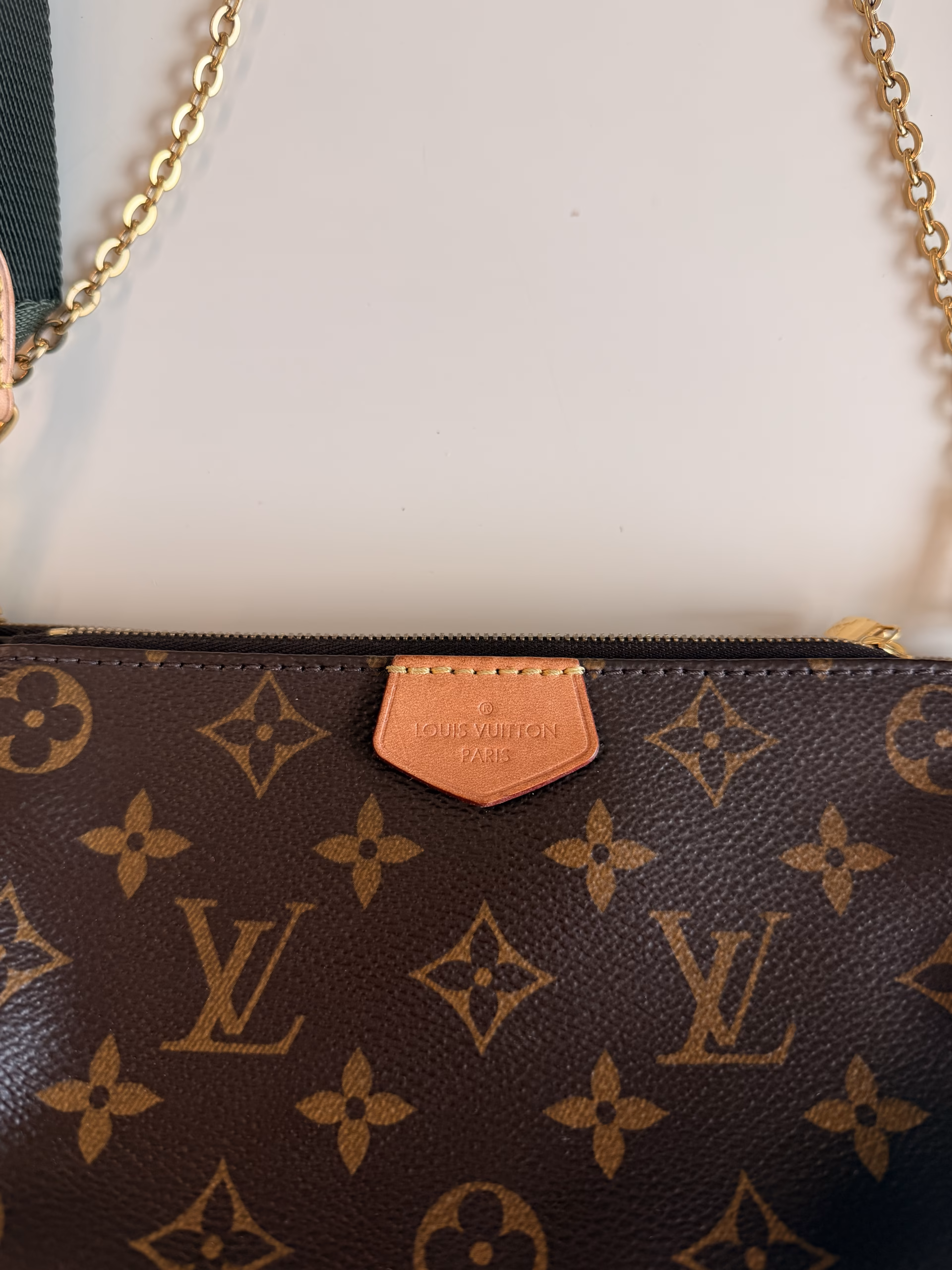 Louis Vuitton Multi Pochette - Image 3
