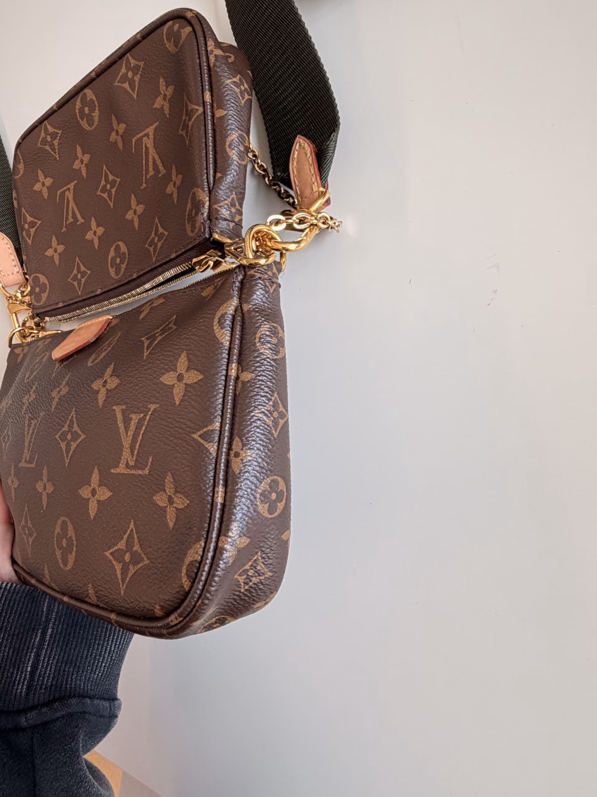 Louis Vuitton Multi Pochette - Image 8