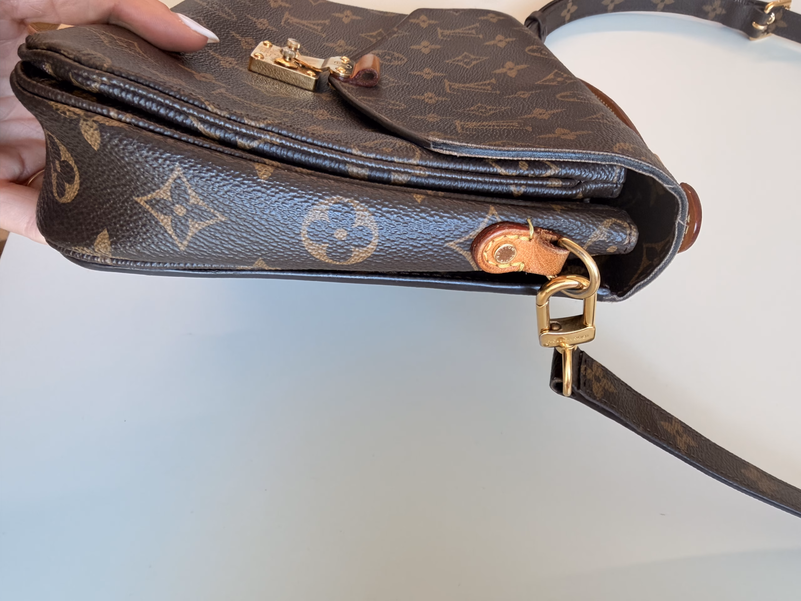 Louis Vuitton Pochette Métis - Image 5
