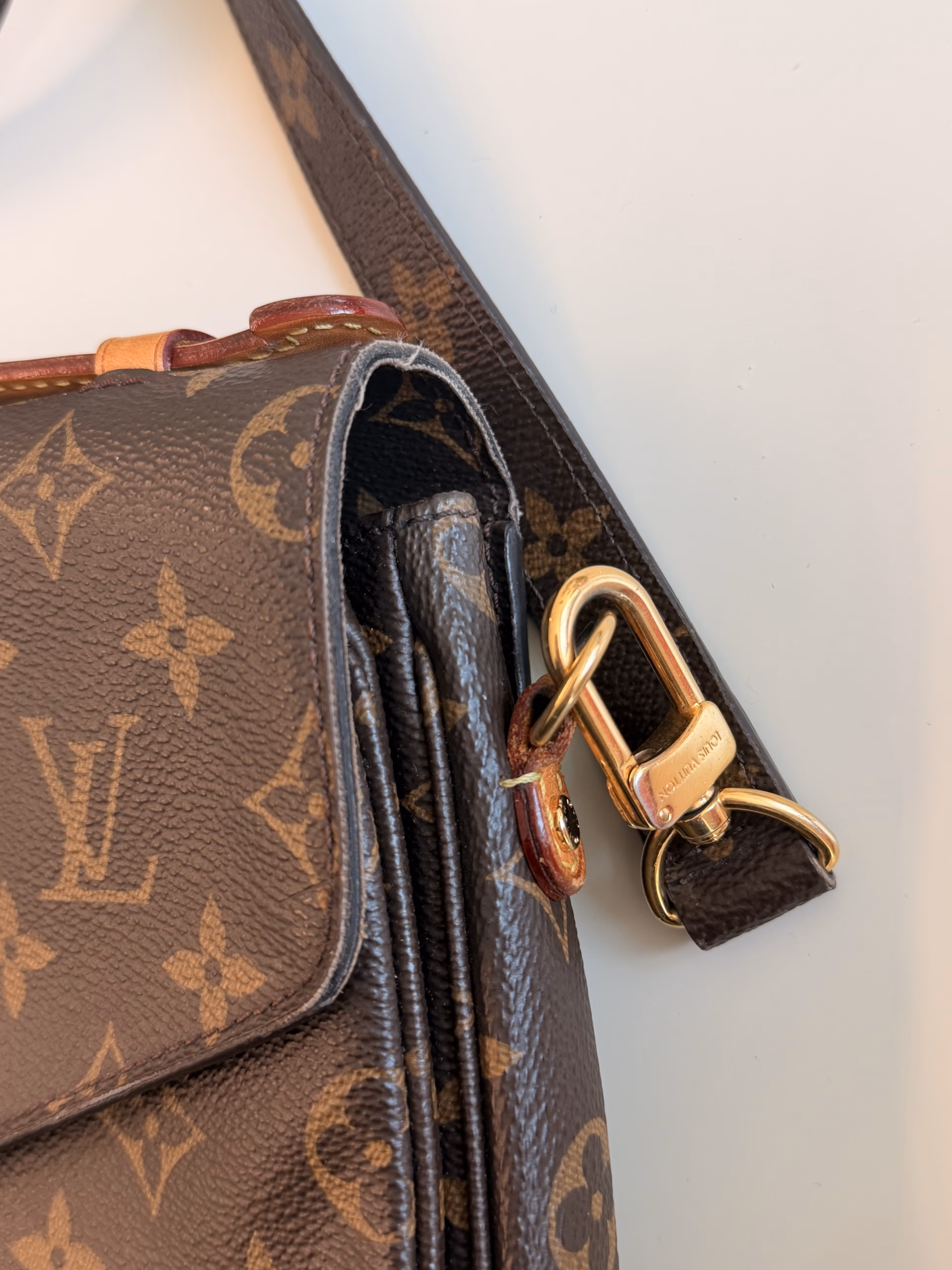 Louis Vuitton Pochette Métis - Image 11