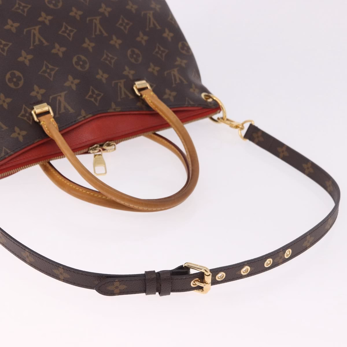 Louis Vuitton Pallas MM - Image 10