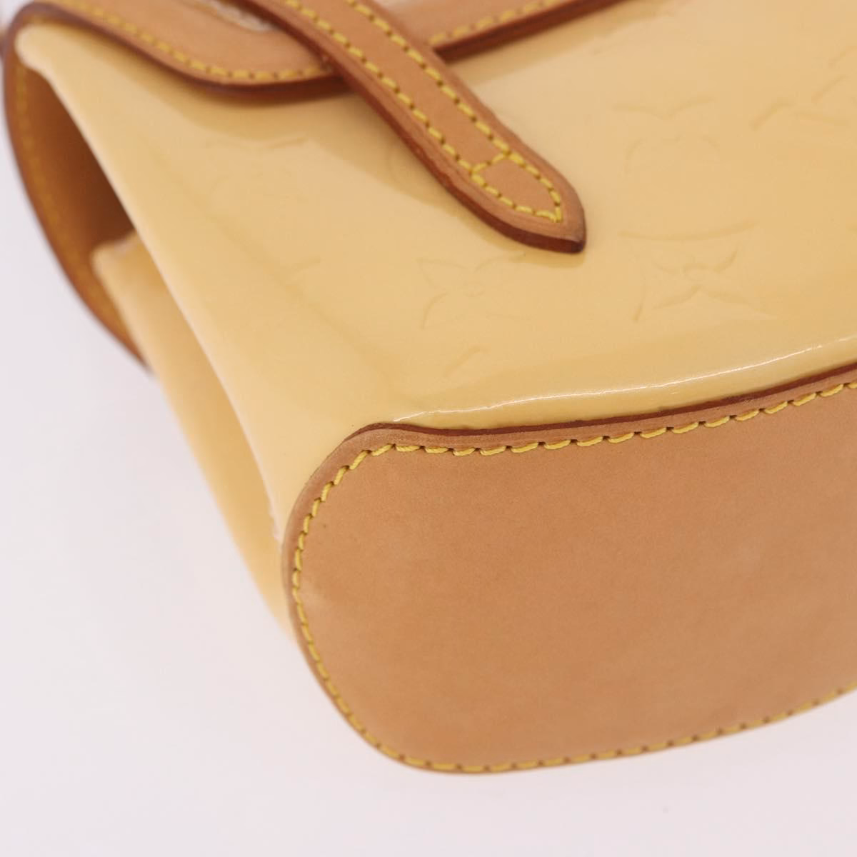 Louis Vuitton Biscayne Vernis Perle - Image 10