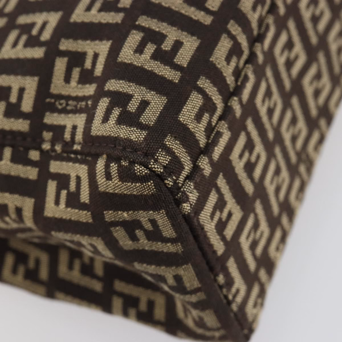 Fendi Zucchino Hand bag - Image 13