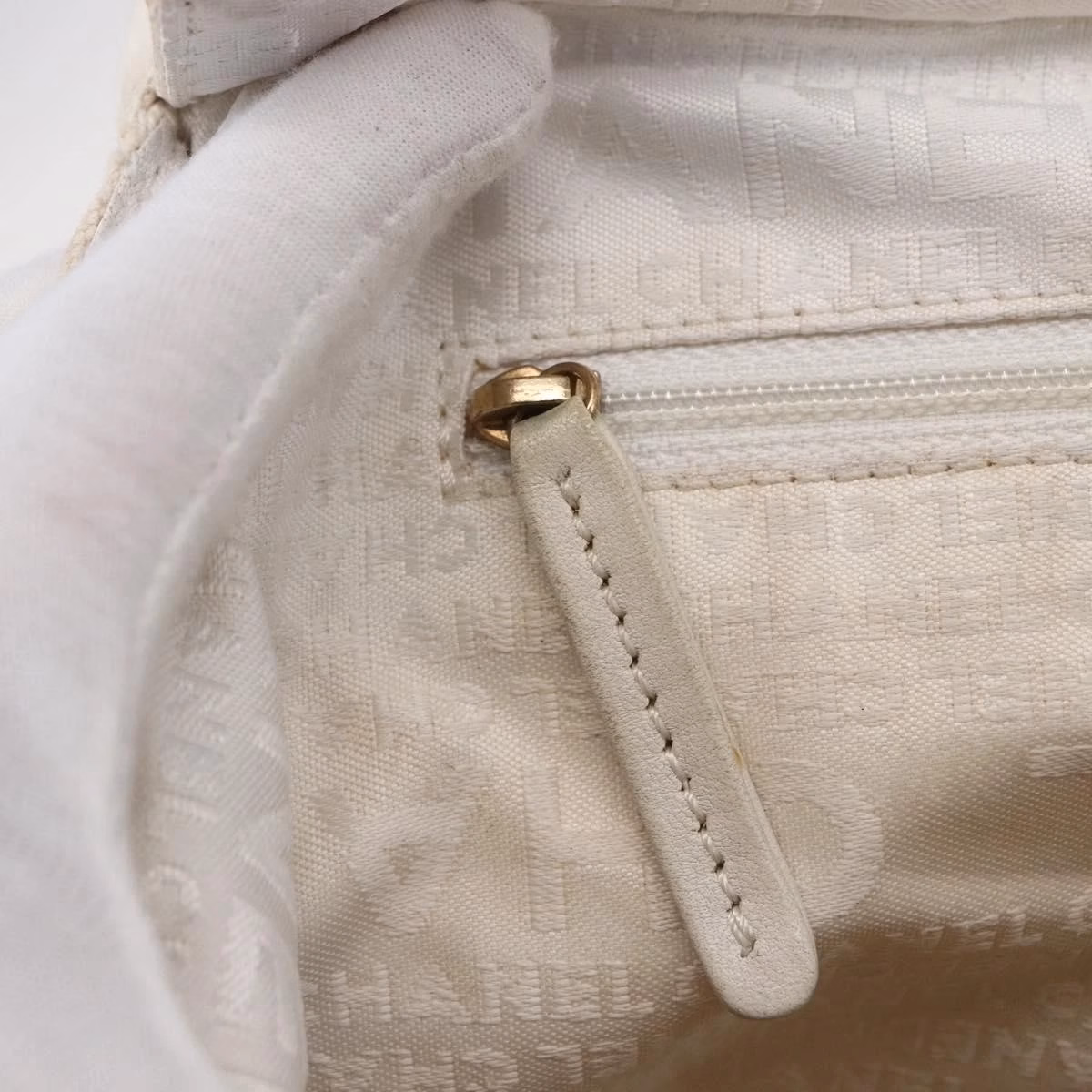 Chanel Marshmallow Hand Bag - Image 15