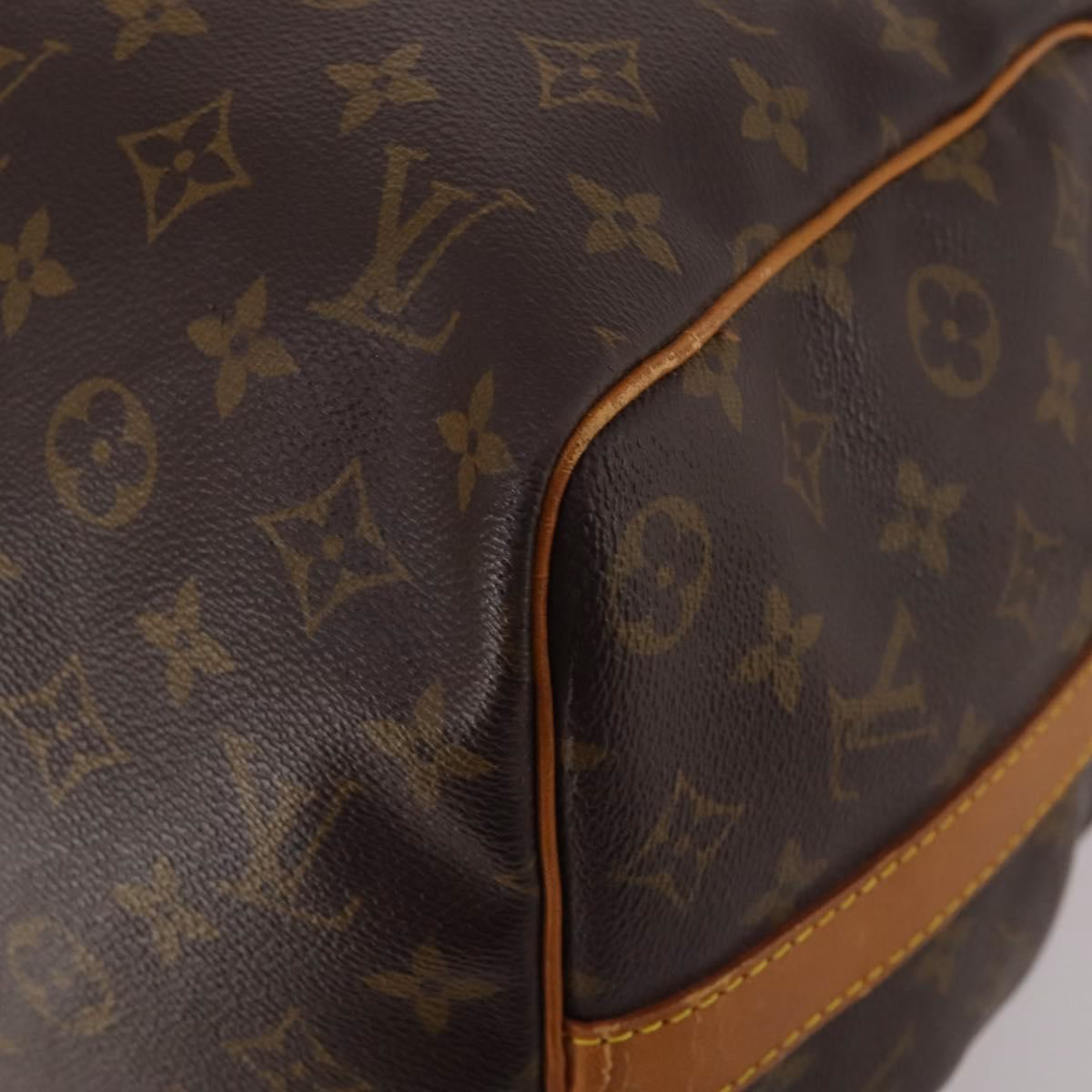 Louis Vuitton Keepall 45 - Image 11